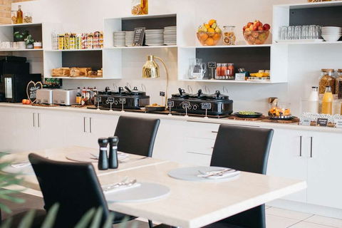 Quality Suites Banksia Gardens - Accommodation Bookings 10