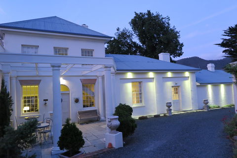 Woodbridge On The Derwent - Accommodation Bookings 15