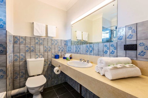 Boomerang Hotel - Accommodation Bookings 6