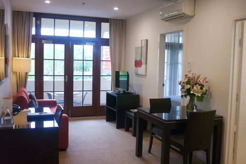 Quest Canberra - Accommodation Bookings 6