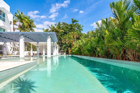 201 Lake Street - Cairns - Accommodation Bookings 4
