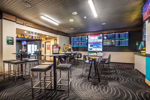 Atherton Hotel - Accommodation Bookings 5