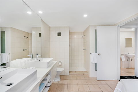 Cairns Sheridan Hotel - Accommodation Bookings 16