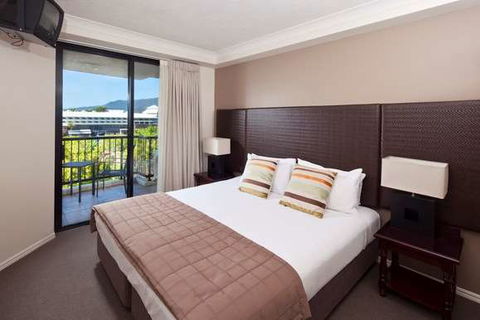 Mantra Esplanade - Accommodation Bookings 9