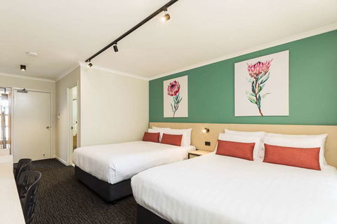 NIghtcap At Balaclava Hotel - Accommodation Bookings 5