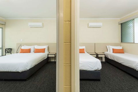 Nightcap At Edge Hill Tavern - Accommodation Bookings 7