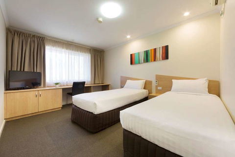 Ramada Encore By Wyndham Belconnen - Accommodation Bookings 1