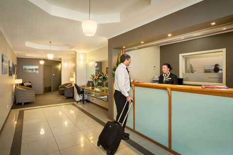 Quest Waterfront Serviced Apartments - Accommodation Bookings 1