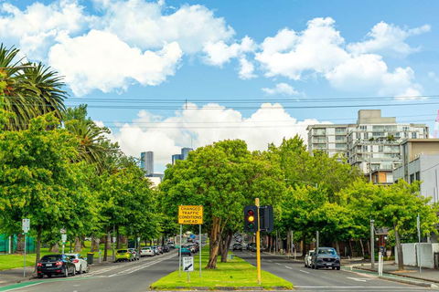 Comfort Hotel East Melbourne - Accommodation Bookings 1