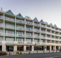 Lady Bay Resort