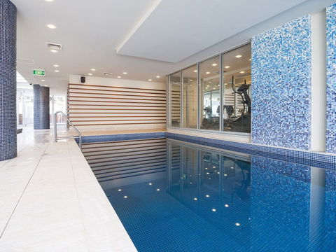 Oaks Liberty Towers - Accommodation Bookings 2