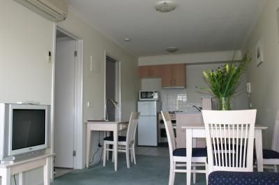 Nova Star Gate Serviced Apartments - Accommodation Bookings 1