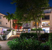 Goldsborough Place - Accommodation Bookings