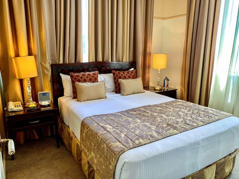 Royal Albert Hotel - Accommodation Bookings 1