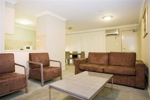 Pinnacle Apartments - Accommodation Bookings 2
