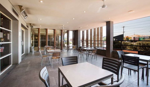 Nightcap at Ashley Hotel - Accommodation Bookings 8