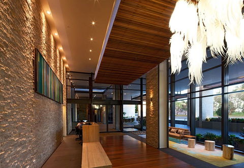 Oaks Mon Komo - Accommodation Bookings 1