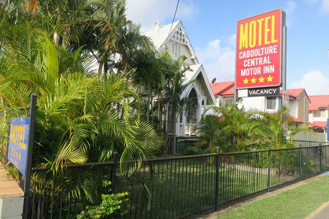 Caboolture Central Motor Inn, SureStay Collection - Accommodation Bookings 1
