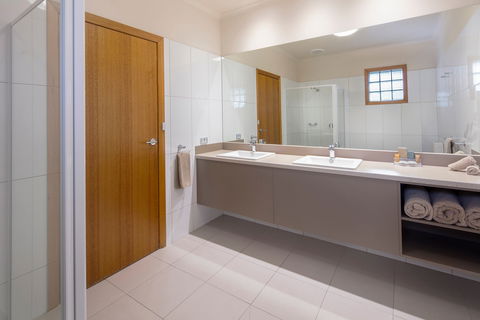 Julie-Anna Bendigo - Accommodation Bookings 3