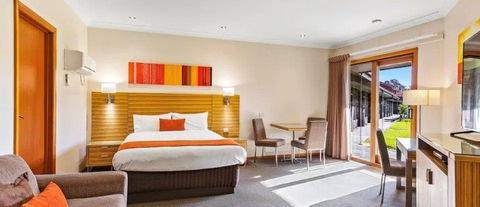 Julie-Anna Bendigo - Accommodation Bookings 6