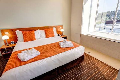 Mantra Charles Hotel Launceston - Accommodation Bookings 13