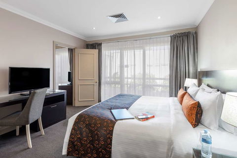 Kimberley Gardens Hotel, Serviced Apts - Accommodation Bookings 12