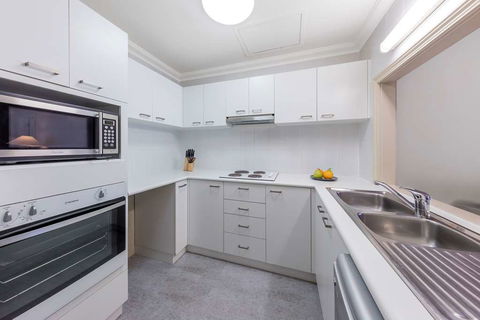 Kimberley Gardens Hotel, Serviced Apts - Accommodation Bookings 17