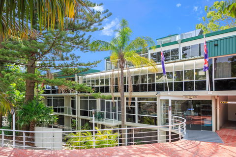 Metro Mirage Hotel Newport - Accommodation Bookings 2