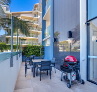 Direct Hotels - Sea Breeze - Accommodation Bookings