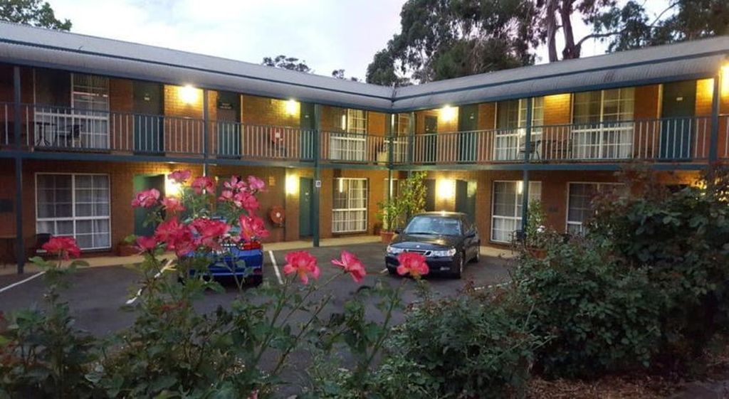  Accommodation Bookings