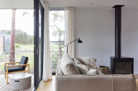 Bangalay Luxury Villas - Accommodation Bookings 5