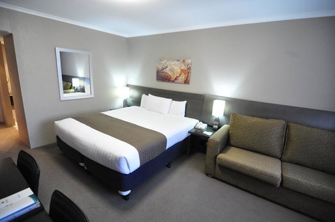 Pavilion On Northbourne - Accommodation Bookings 19