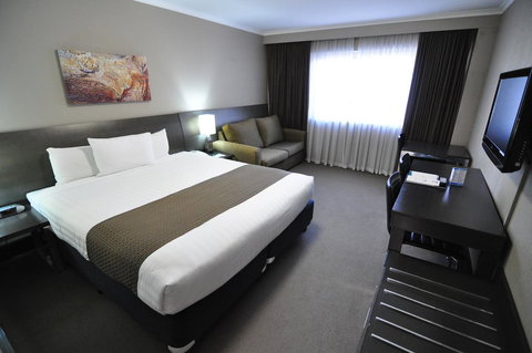 Pavilion On Northbourne - Accommodation Bookings 4