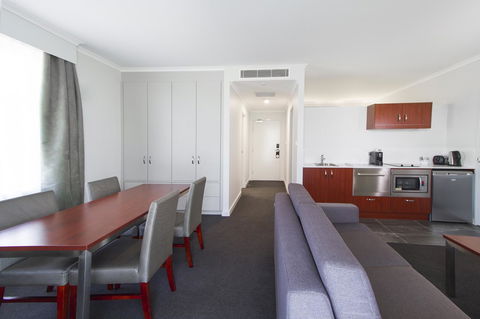 Abode Narrabundah - Accommodation Bookings 7