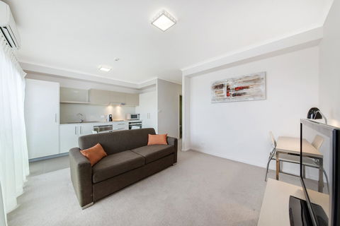 Abode Tuggeranong - Accommodation Bookings 4