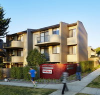 Manuka Park Serviced Apartments - Accommodation Bookings