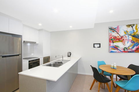 IQ Smart Apartments 704 Braddon ACT - Accommodation Bookings 3