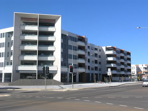 Kesh At Hudson Square - Accommodation Bookings 10