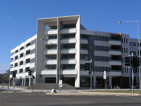 Kesh At Hudson Square - Accommodation Bookings 9