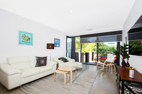 Accommodate Canberra - Parbery - Accommodation Bookings 1