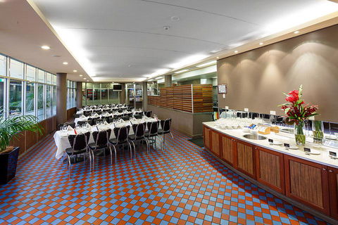 Quality Hotel Dickson - Accommodation Bookings 8