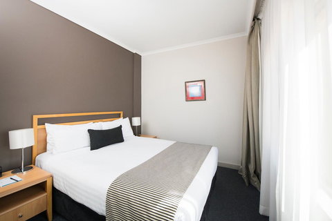 The Woden Hotel - Accommodation Bookings 13