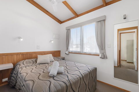 Port Broughton Tourist Park - Accommodation Bookings 15