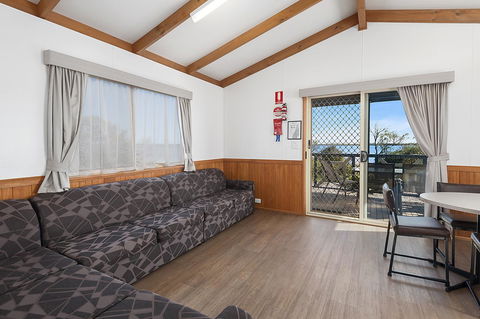 Port Broughton Tourist Park - Accommodation Bookings 13
