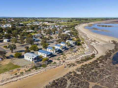 Port Broughton Tourist Park - Accommodation Bookings 11