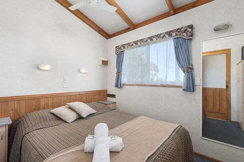 Port Broughton Tourist Park - Accommodation Bookings 21
