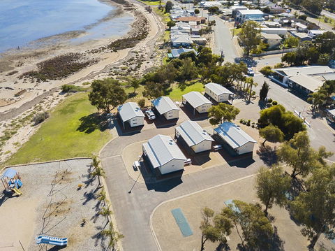 Port Broughton Tourist Park - Accommodation Bookings 8