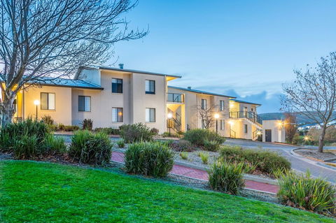 McCracken Country Club - Accommodation Bookings 2