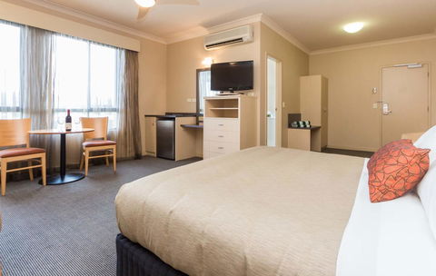 McCracken Country Club - Accommodation Bookings 22