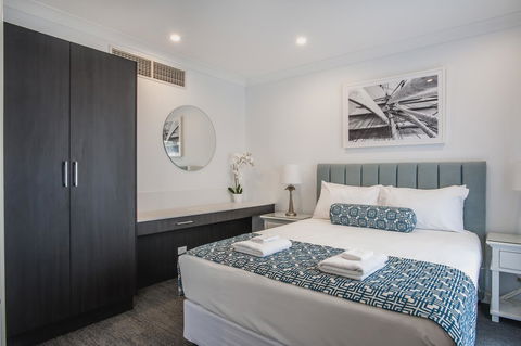 Marina Hotel - Accommodation Bookings 22
